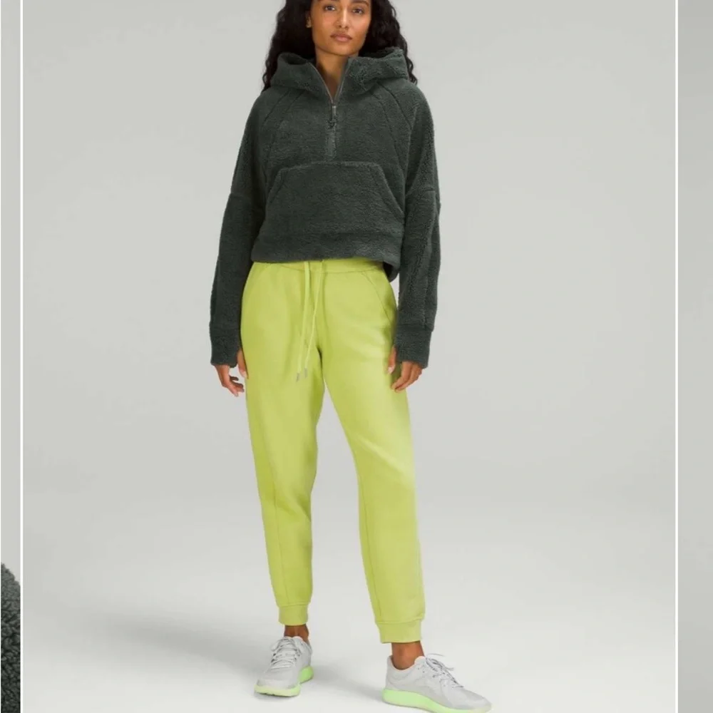 Lululemon Scuba Sherpa Fleece Green, Size 2, good condition - Picture 1 of 8